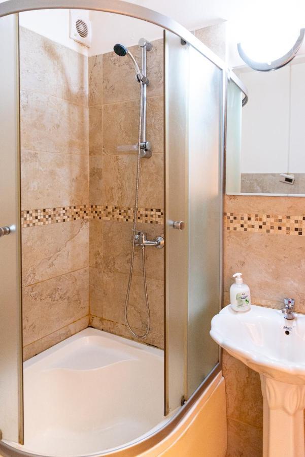 Ultra Modern Close To Old Town - Apartment *